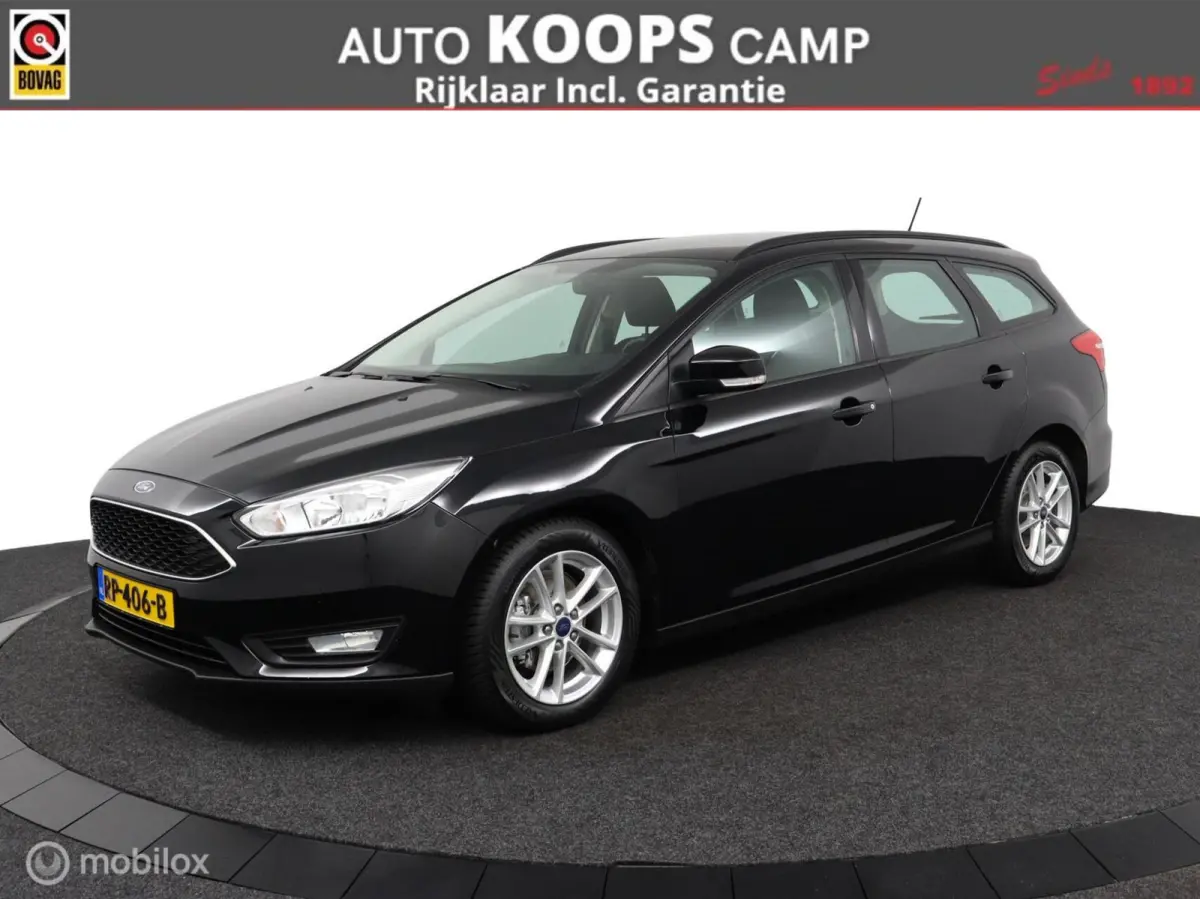1.0 Lease Edition 101 Pk | Parkeersensoren | 16 inch lichtmetaal | All season banden | Navi | Trekhaak | carplay