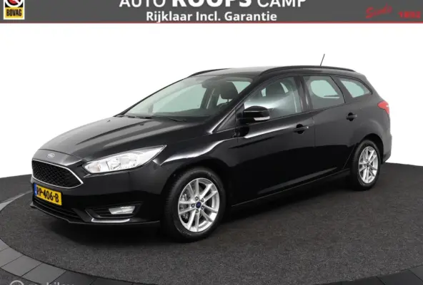 1.0 Lease Edition 101 Pk | Parkeersensoren | 16 inch lichtmetaal | All season banden | Navi | Trekhaak | carplay