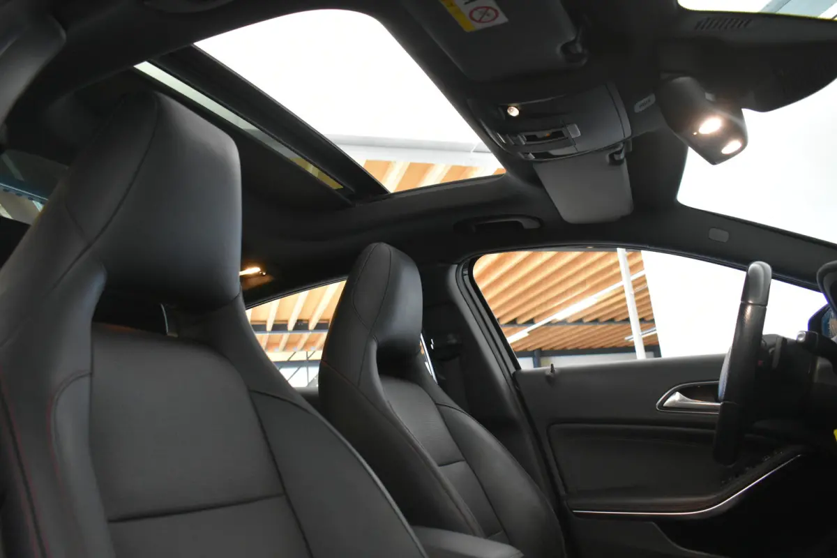 250 4Matic Prestige Trh Volleder Camera Pano EL aKlep+Stoelen Mem Seats Dhoek
