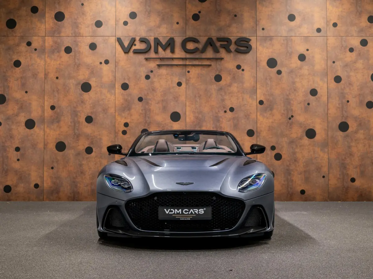 5.2 V12 | ULITMATE 770 | 1 of 199 | Carbon | Carb Bucket Seats |