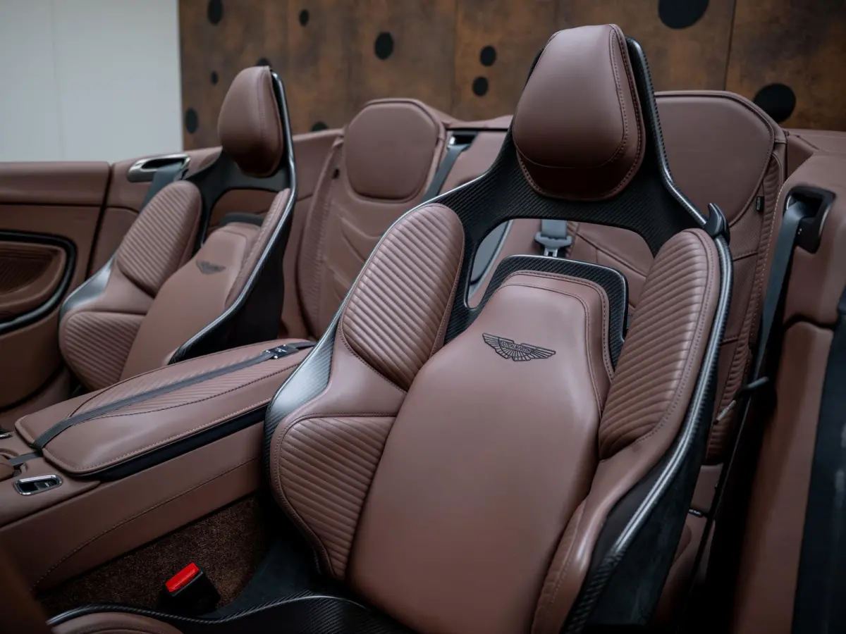 5.2 V12 | ULITMATE 770 | 1 of 199 | Carbon | Carb Bucket Seats |