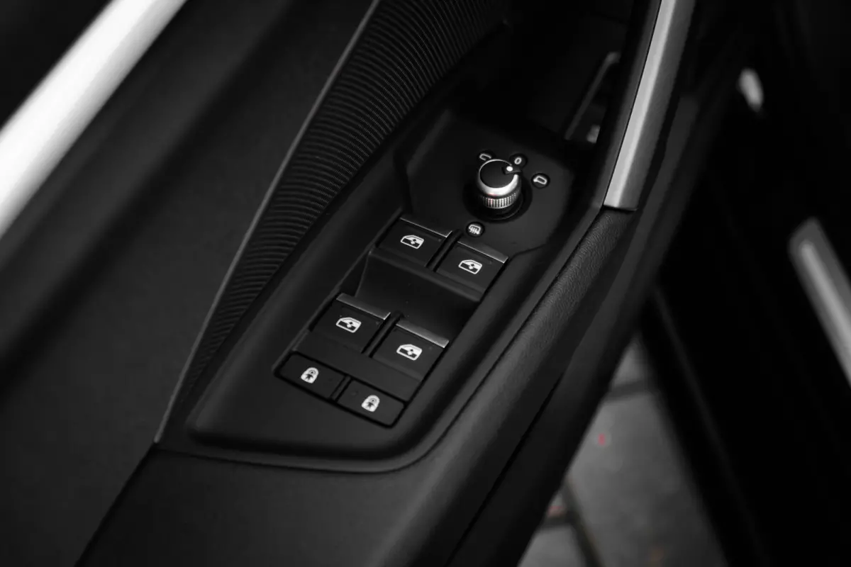 Advanced edition | Aluminium optiek in het interieur | Assistentiepakket Rijden en Parkeren Plus | Audi virtual cockpit