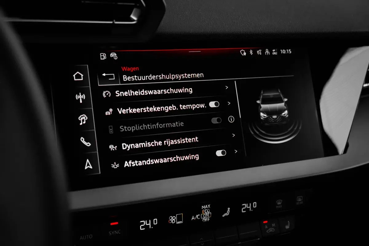 Advanced edition | Aluminium optiek in het interieur | Assistentiepakket Rijden en Parkeren Plus | Audi virtual cockpit