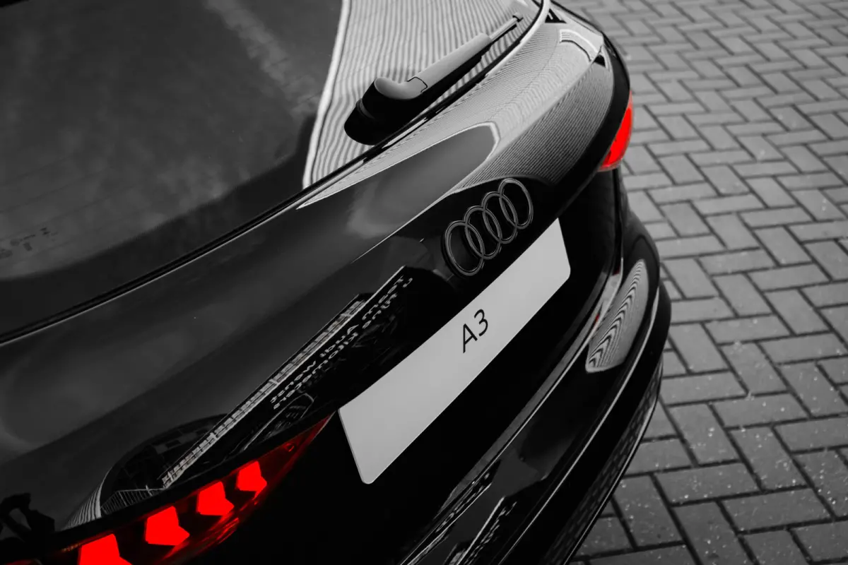 Advanced edition | Aluminium optiek in het interieur | Assistentiepakket Rijden en Parkeren Plus | Audi virtual cockpit