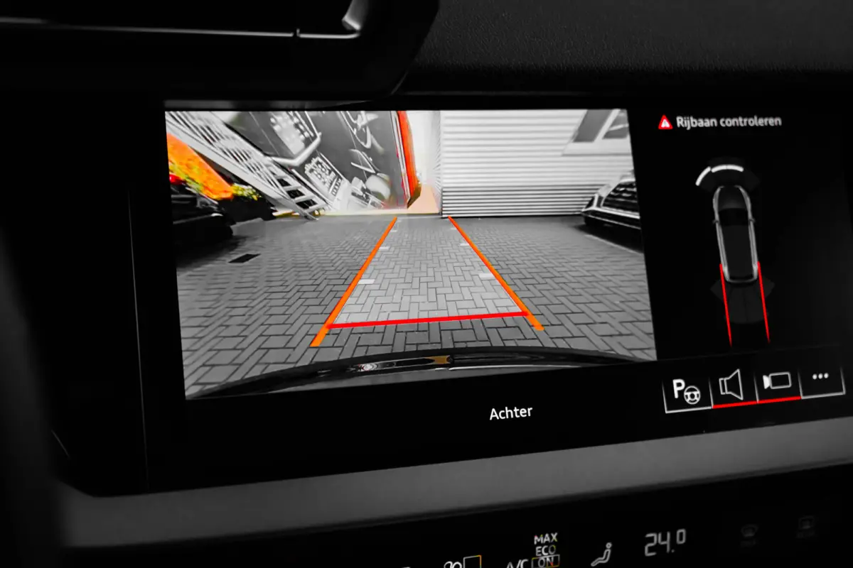 Advanced edition | Aluminium optiek in het interieur | Assistentiepakket Rijden en Parkeren Plus | Audi virtual cockpit