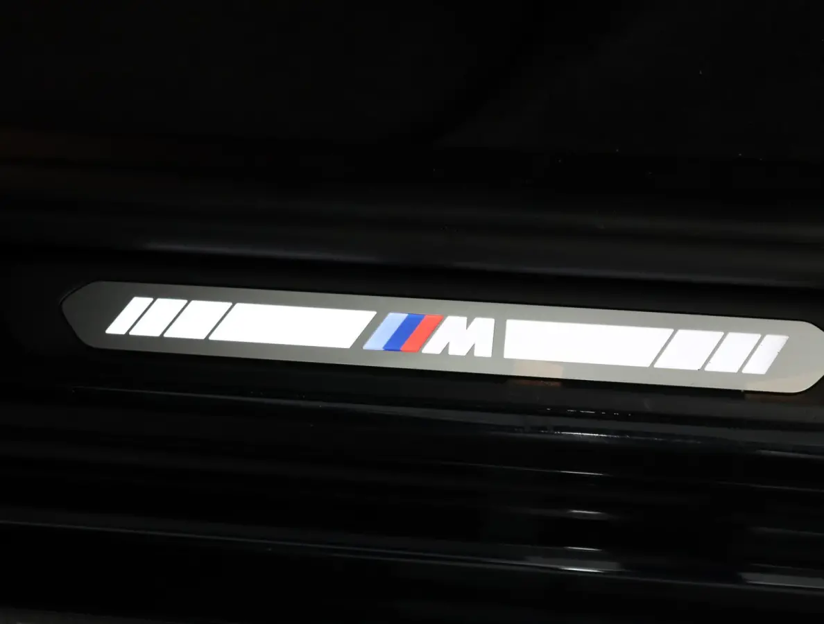 Executive 80 kWh | SOH 100% | M Sportpakket | Schuifkanteldak