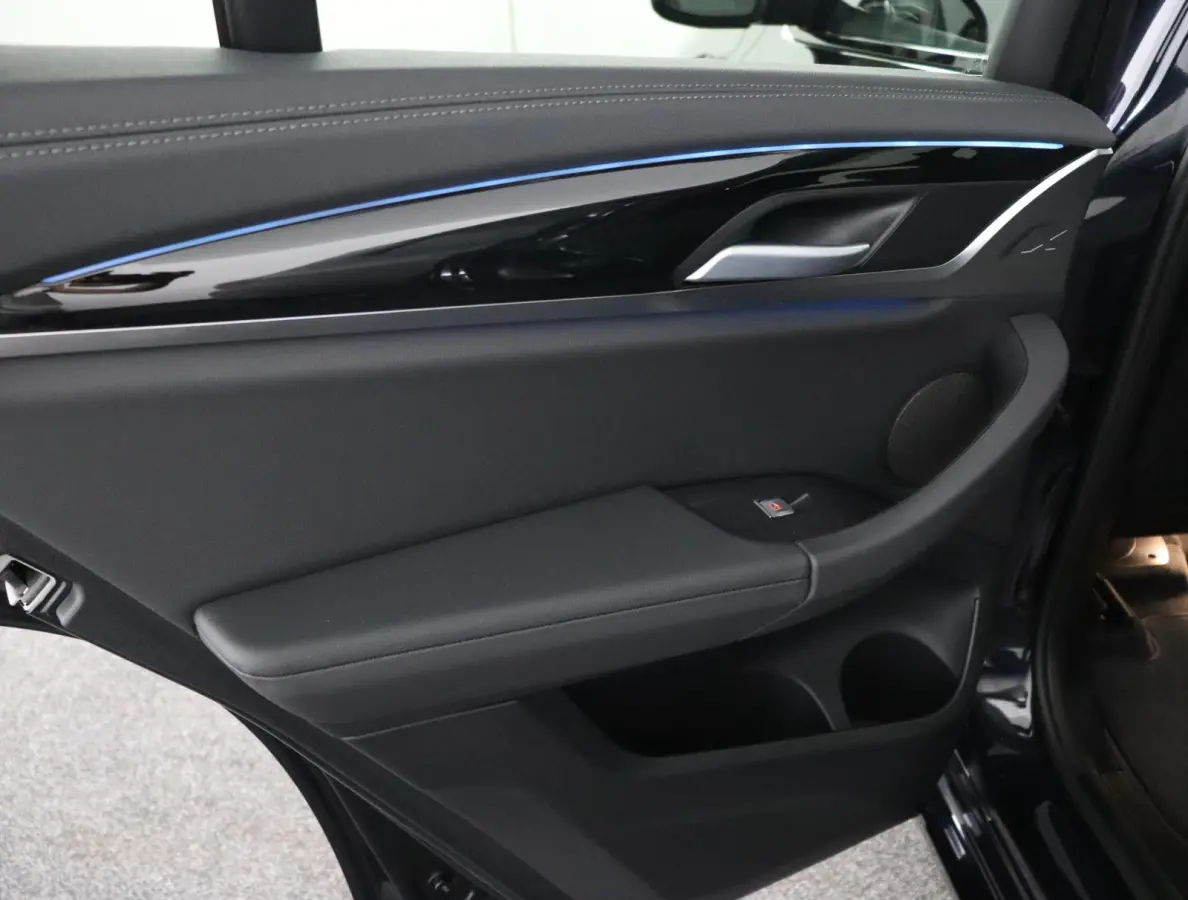Executive 80 kWh | SOH 100% | M Sportpakket | Schuifkanteldak