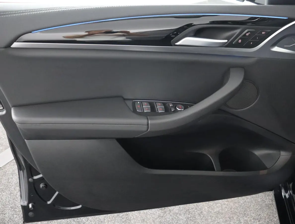 Executive 80 kWh | SOH 100% | M Sportpakket | Schuifkanteldak