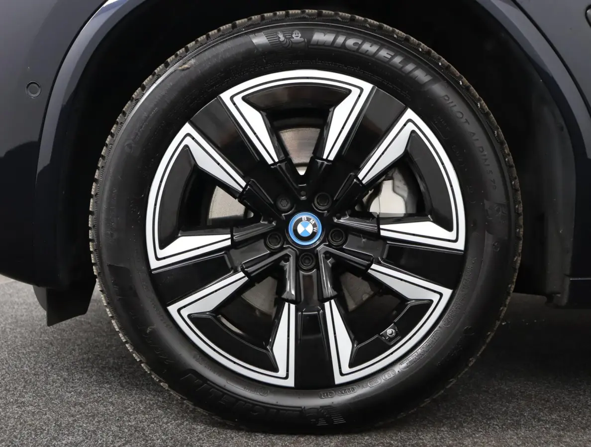 Executive 80 kWh | SOH 100% | M Sportpakket | Schuifkanteldak