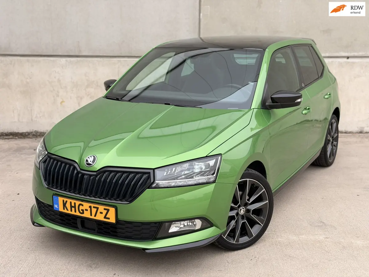 1.0 TSI Monte Carlo Pano LED CarPlay 17' Stoelverwarming