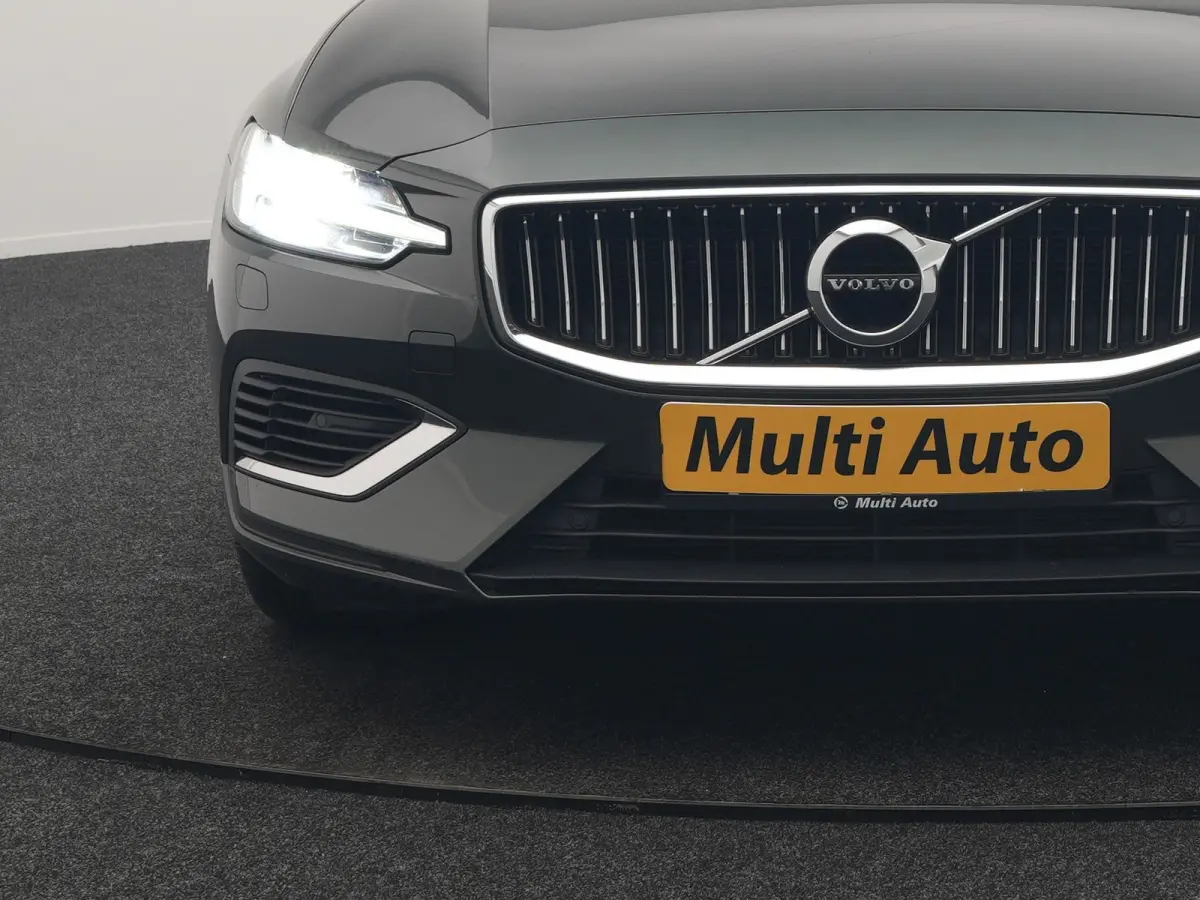 T6 Recharge AWD Inscription PHEV 340pk | Panodak | Adaptive Cruise | Elektrische achterklep| Camera | Stoelen & Stuur Verwarmd | Keyless | Blis | Apple Carplay | Navigatie | DAB | Virtual | 