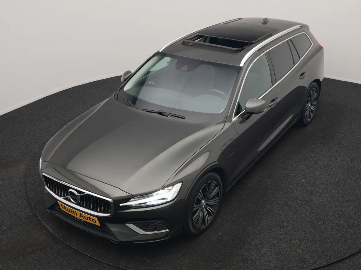 T6 Recharge AWD Inscription PHEV 340pk | Panodak | Adaptive Cruise | Elektrische achterklep| Camera | Stoelen & Stuur Verwarmd | Keyless | Blis | Apple Carplay | Navigatie | DAB | Virtual | 