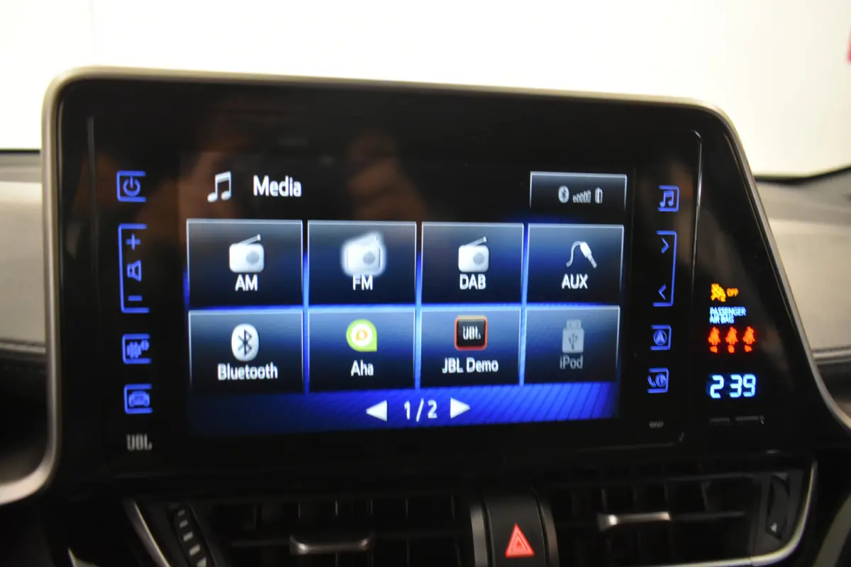 1.8 Hybrid Style JBL Sount Camera Dhoek Stoel+Stuurverwarming Dealer onderhouden