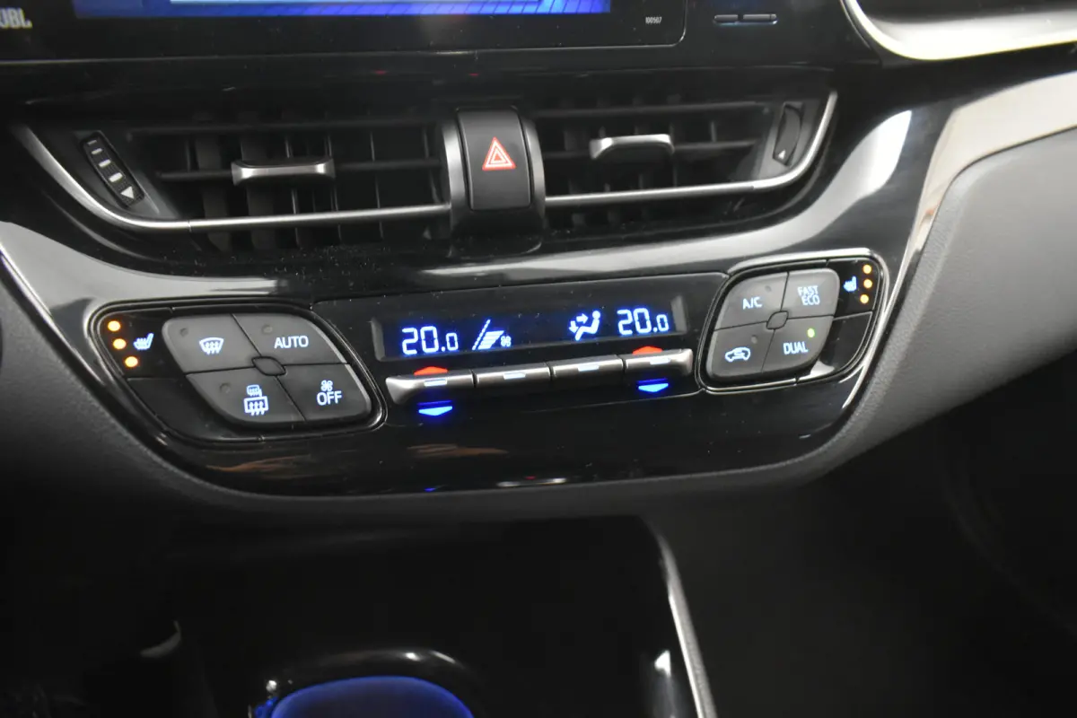1.8 Hybrid Style JBL Sount Camera Dhoek Stoel+Stuurverwarming Dealer onderhouden