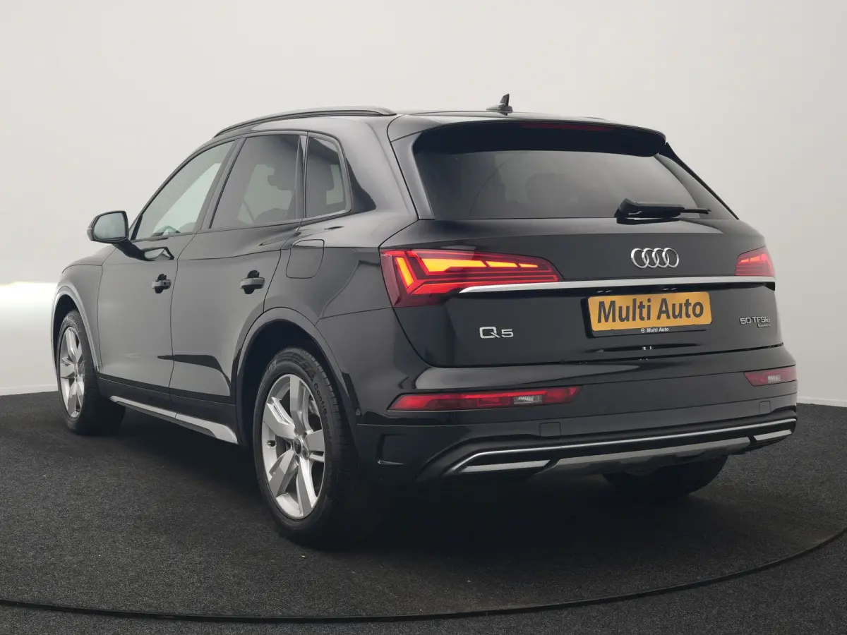 50 TFSI e S Line FACELIFT PHEV 300pk Dealer O.H. | Luchtvering | Adaptive Cruise | Matrix Led | 360 Camera | Sportstoelen Verwarmd | Sfeerverlichting | Blis | Park Assist | Navigatie | DAB |