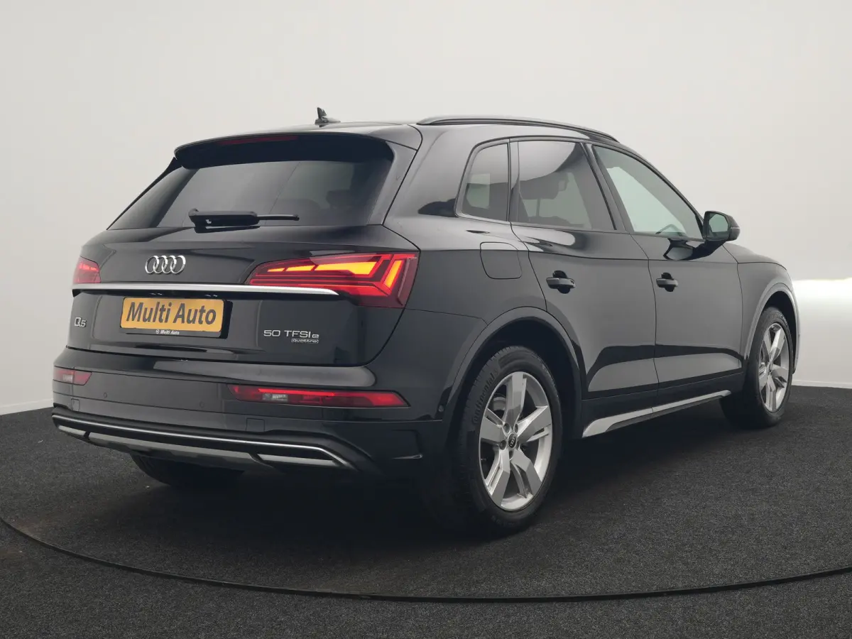 50 TFSI e S Line FACELIFT PHEV 300pk Dealer O.H. | Luchtvering | Adaptive Cruise | Matrix Led | 360 Camera | Sportstoelen Verwarmd | Sfeerverlichting | Blis | Park Assist | Navigatie | DAB |