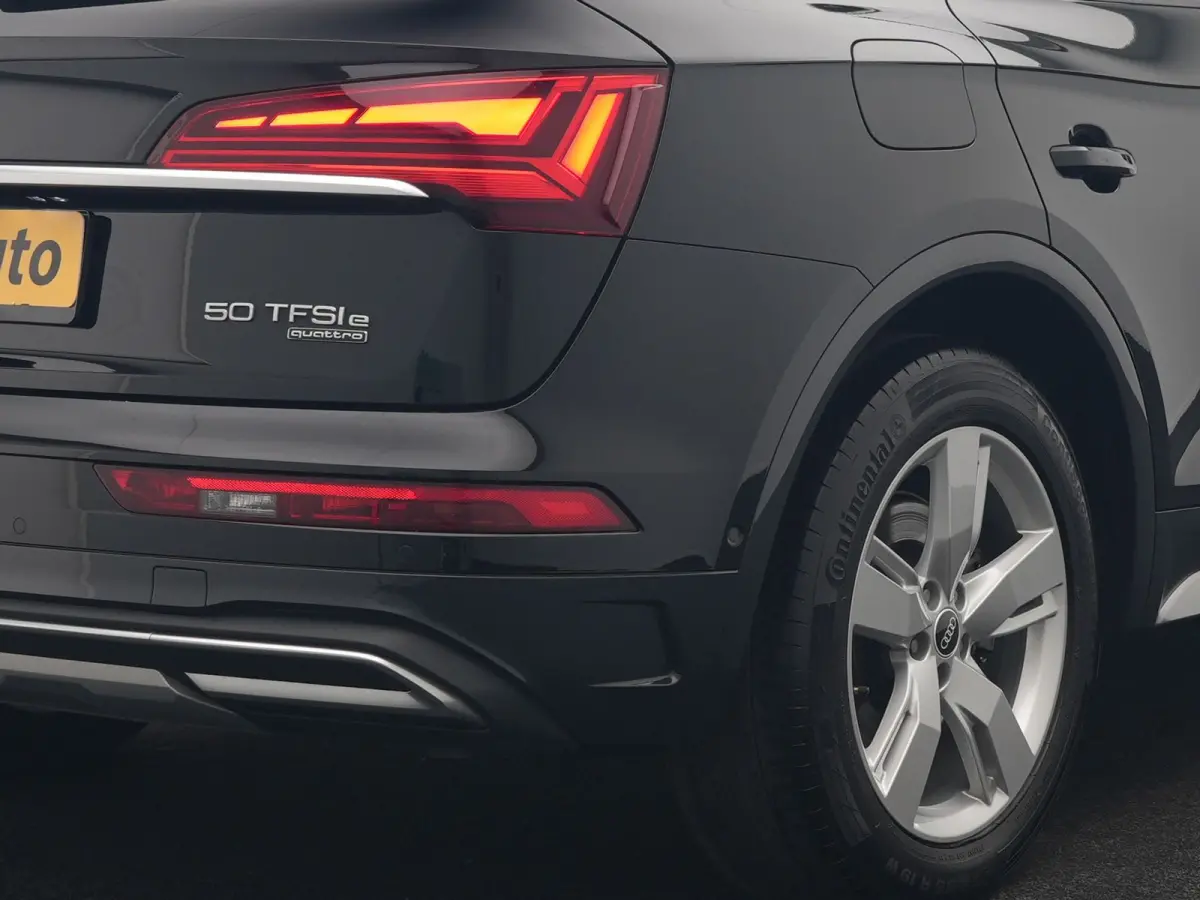 50 TFSI e S Line FACELIFT PHEV 300pk Dealer O.H. | Luchtvering | Adaptive Cruise | Matrix Led | 360 Camera | Sportstoelen Verwarmd | Sfeerverlichting | Blis | Park Assist | Navigatie | DAB |