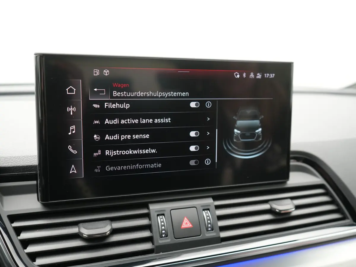 50 TFSI e S Line FACELIFT PHEV 300pk Dealer O.H. | Luchtvering | Adaptive Cruise | Matrix Led | 360 Camera | Sportstoelen Verwarmd | Sfeerverlichting | Blis | Park Assist | Navigatie | DAB |