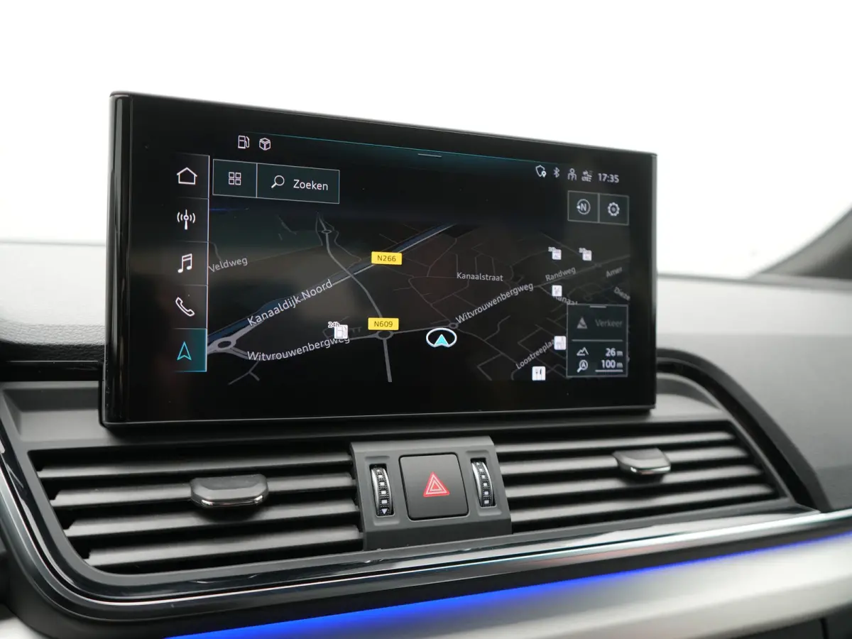 50 TFSI e S Line FACELIFT PHEV 300pk Dealer O.H. | Luchtvering | Adaptive Cruise | Matrix Led | 360 Camera | Sportstoelen Verwarmd | Sfeerverlichting | Blis | Park Assist | Navigatie | DAB |