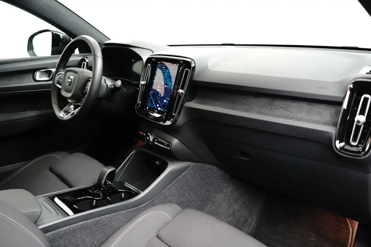 Recharge Twin Plus 82 kWh | SOH 100% | Pano | Camera | Adaptieve CC | BLIS | Keyless | All-seasons |