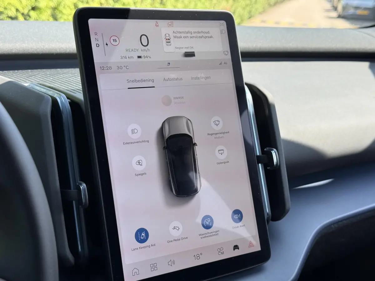 Single Motor Core | Google Navigatie | Achteruitrijcamera | Keyless | Adaptive Cruise Control | Apple CarPlay Adroid Auto
