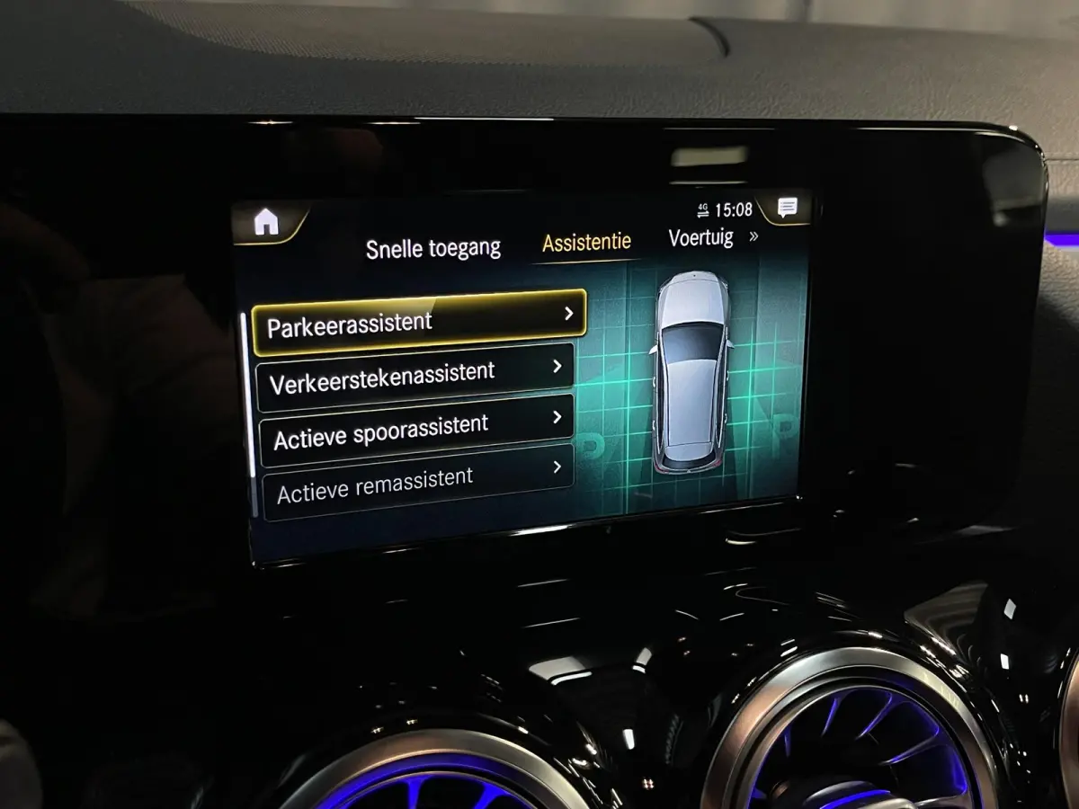 250 e Business Solution AMG Limited Night Pakket 18''/Sfeerverlichting/DAB/PDC v+a/Stoelverwarming/Climate/Apple Carplay & Android Auto