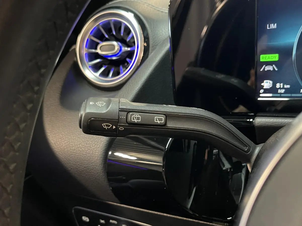250 e Business Solution AMG Limited Night Pakket 18''/Sfeerverlichting/DAB/PDC v+a/Stoelverwarming/Climate/Apple Carplay & Android Auto