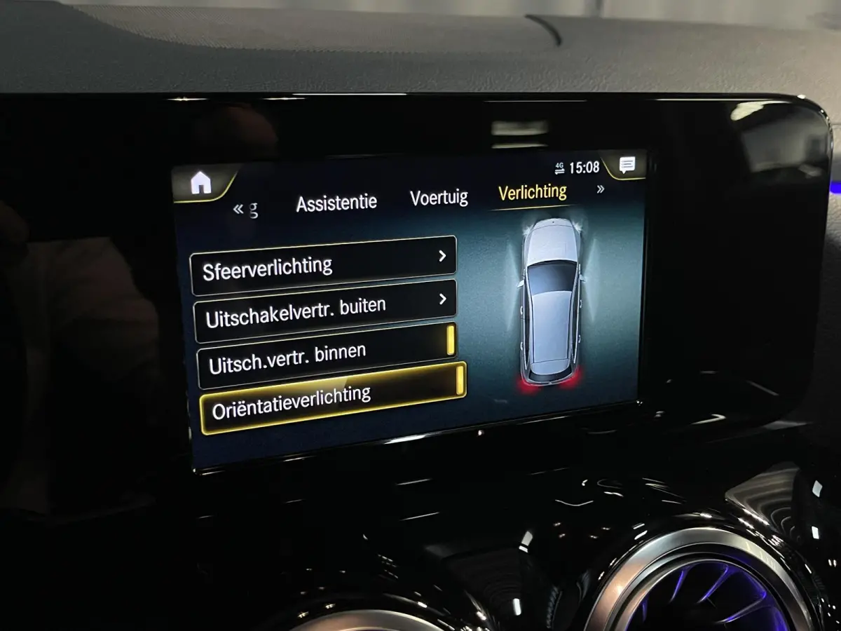 250 e Business Solution AMG Limited Night Pakket 18''/Sfeerverlichting/DAB/PDC v+a/Stoelverwarming/Climate/Apple Carplay & Android Auto