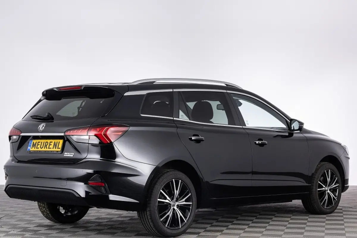 MG5 Standard Range Luxury 50kWh EV | LEDER | NAVI | FULL LED | SOH: 89,7% |