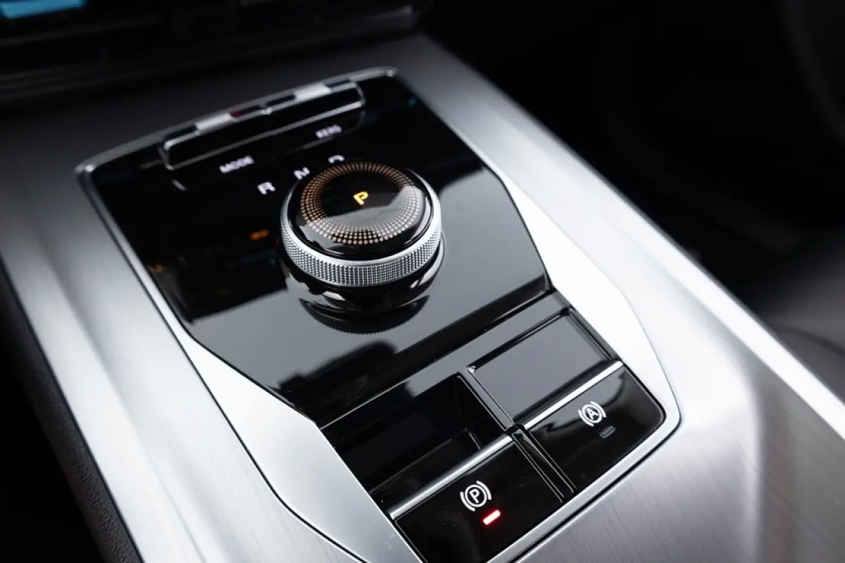 MG5 Standard Range Luxury 50kWh EV | LEDER | NAVI | FULL LED | SOH: 89,7% |