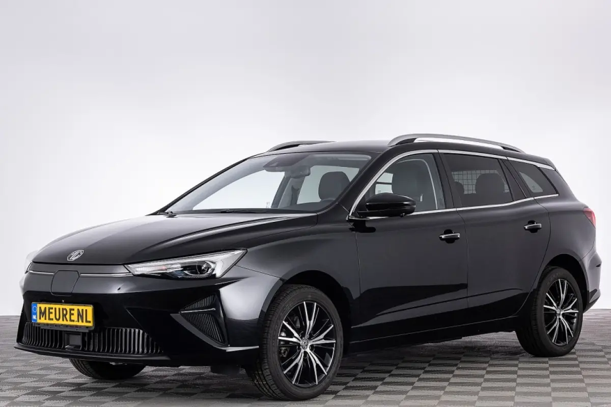 MG5 Standard Range Luxury 50kWh EV | LEDER | NAVI | FULL LED | SOH: 89,7% |