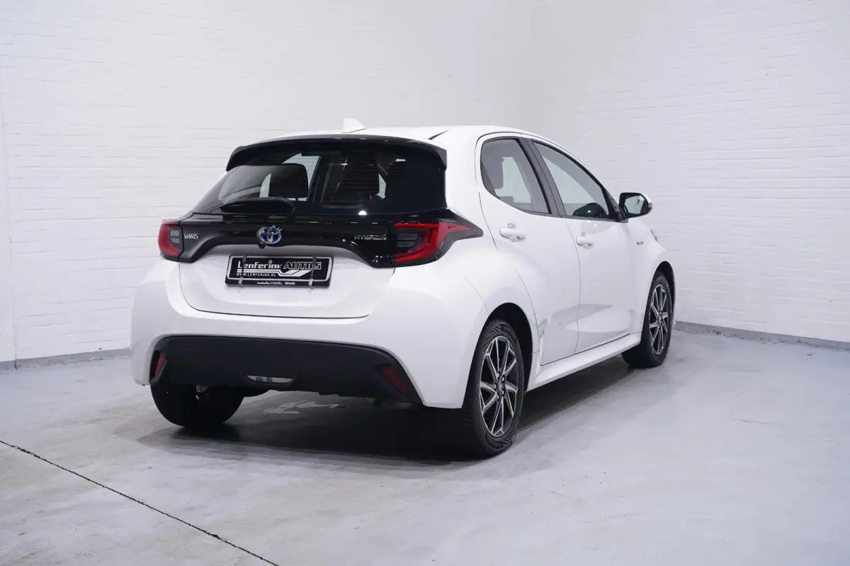 1.5 Hybrid Dynamic NAP 1e eigenaar Camera Navigatie DAB Clima Electrisch-pakket