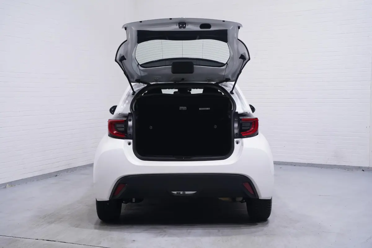 1.5 Hybrid Dynamic NAP 1e eigenaar Camera Navigatie DAB Clima Electrisch-pakket