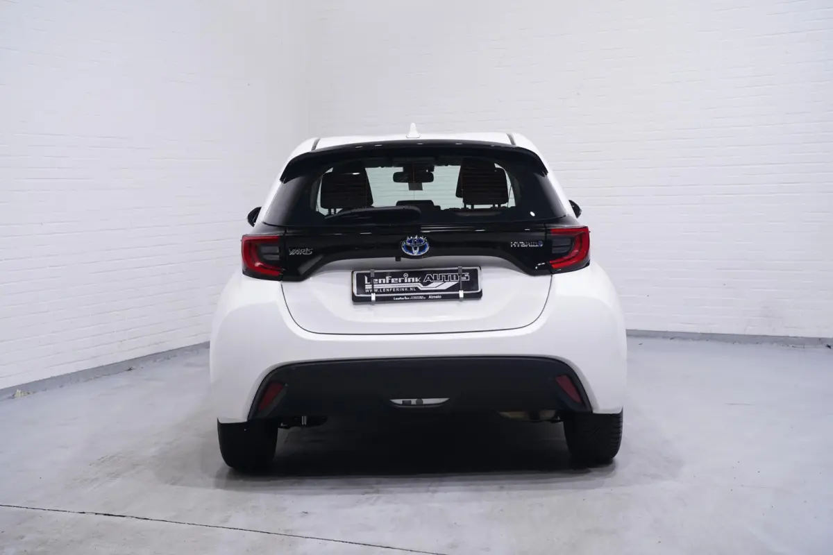 1.5 Hybrid Dynamic NAP 1e eigenaar Camera Navigatie DAB Clima Electrisch-pakket