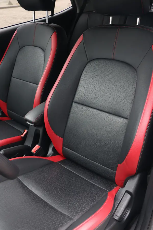 1.0 DPi GT-Line Automaat | leer | apple carplay |
