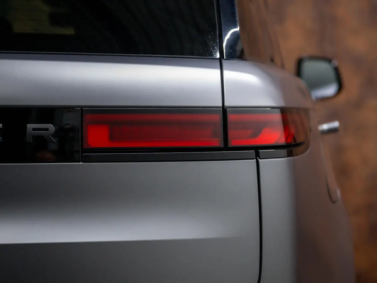 3.0 P460e Dynamic HSE PHEV | Pano | HUD | Soft-Close | Memory | 360° |