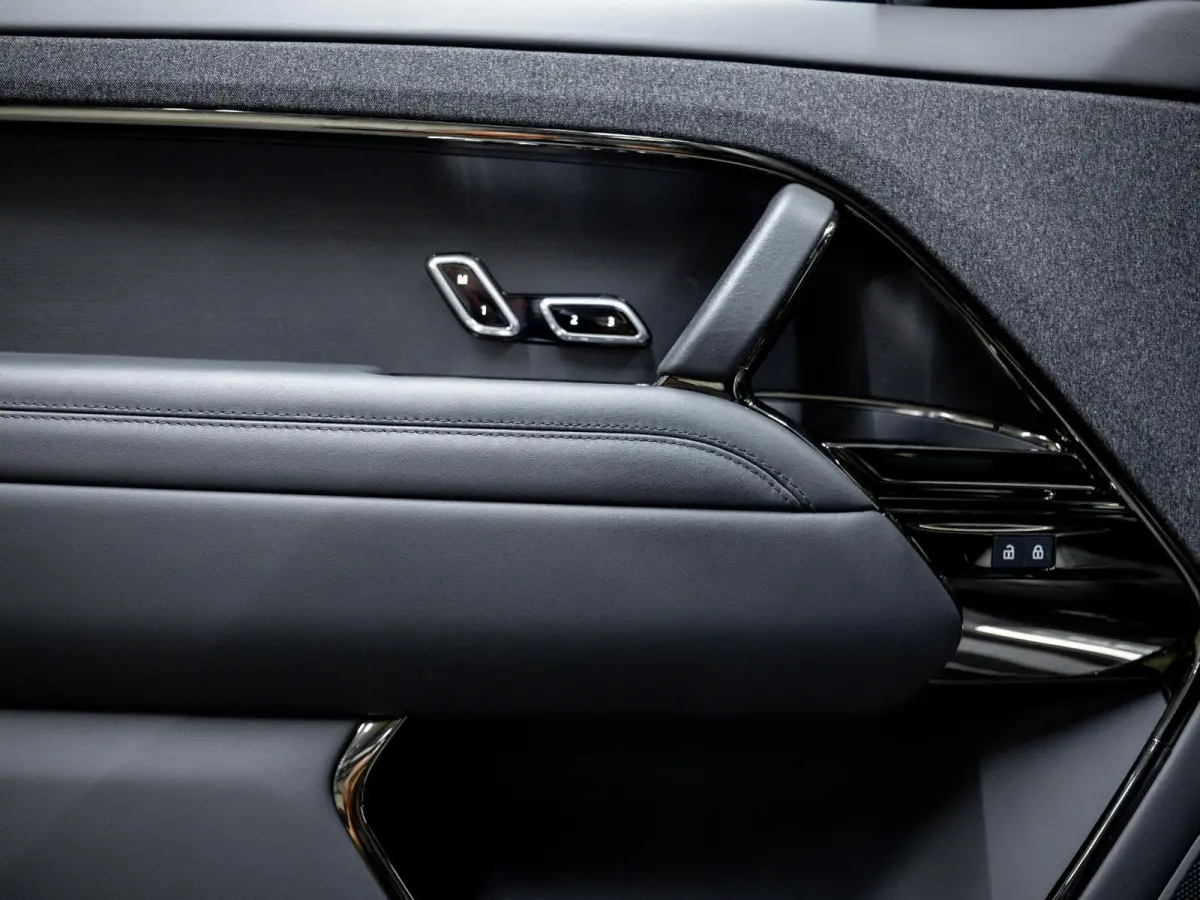 3.0 P460e Dynamic HSE PHEV | Pano | HUD | Soft-Close | Memory | 360° |