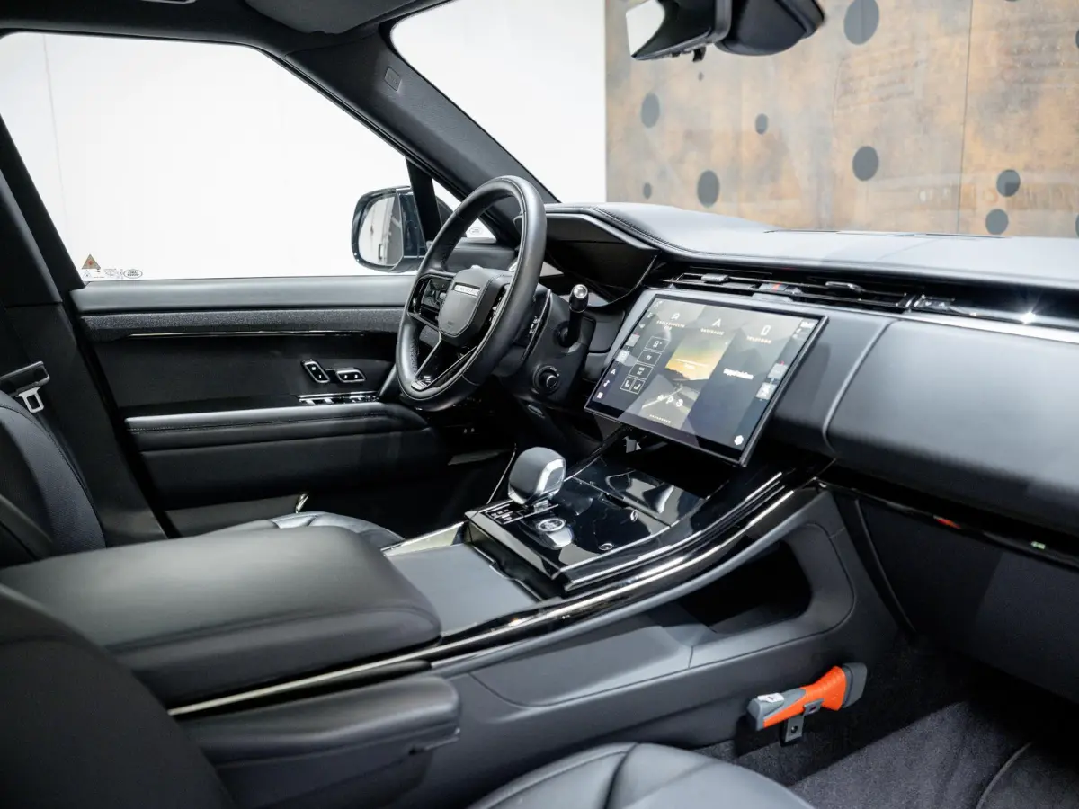 3.0 P460e Dynamic HSE PHEV | Pano | HUD | Soft-Close | Memory | 360° |