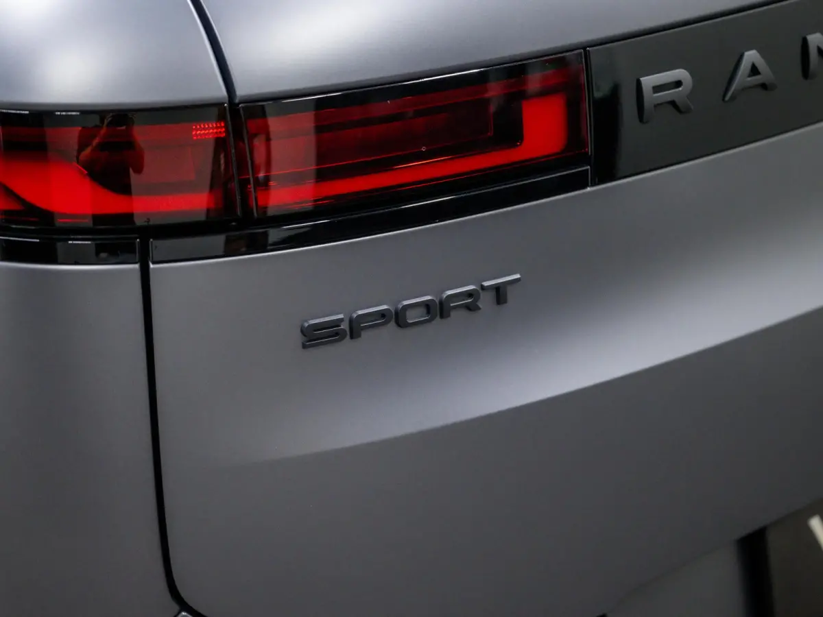 3.0 P460e Dynamic HSE PHEV | Pano | HUD | Soft-Close | Memory | 360° |