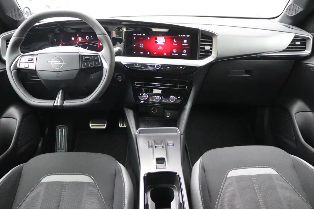1.2 Turbo 130PK Automaat GS Facelift/Gr.-navigatie/Matrix-LED/Stoel-stuurverwarming/Adapt.-cruise