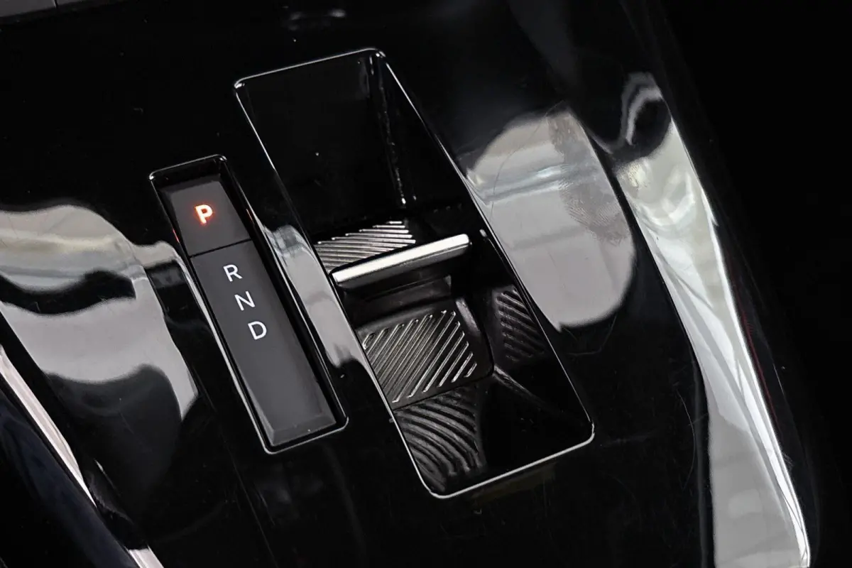 1.2 Turbo Hybrid Yes Automaat Stuur-Stoelverwarming Apple CarPlay LED Koplampen
