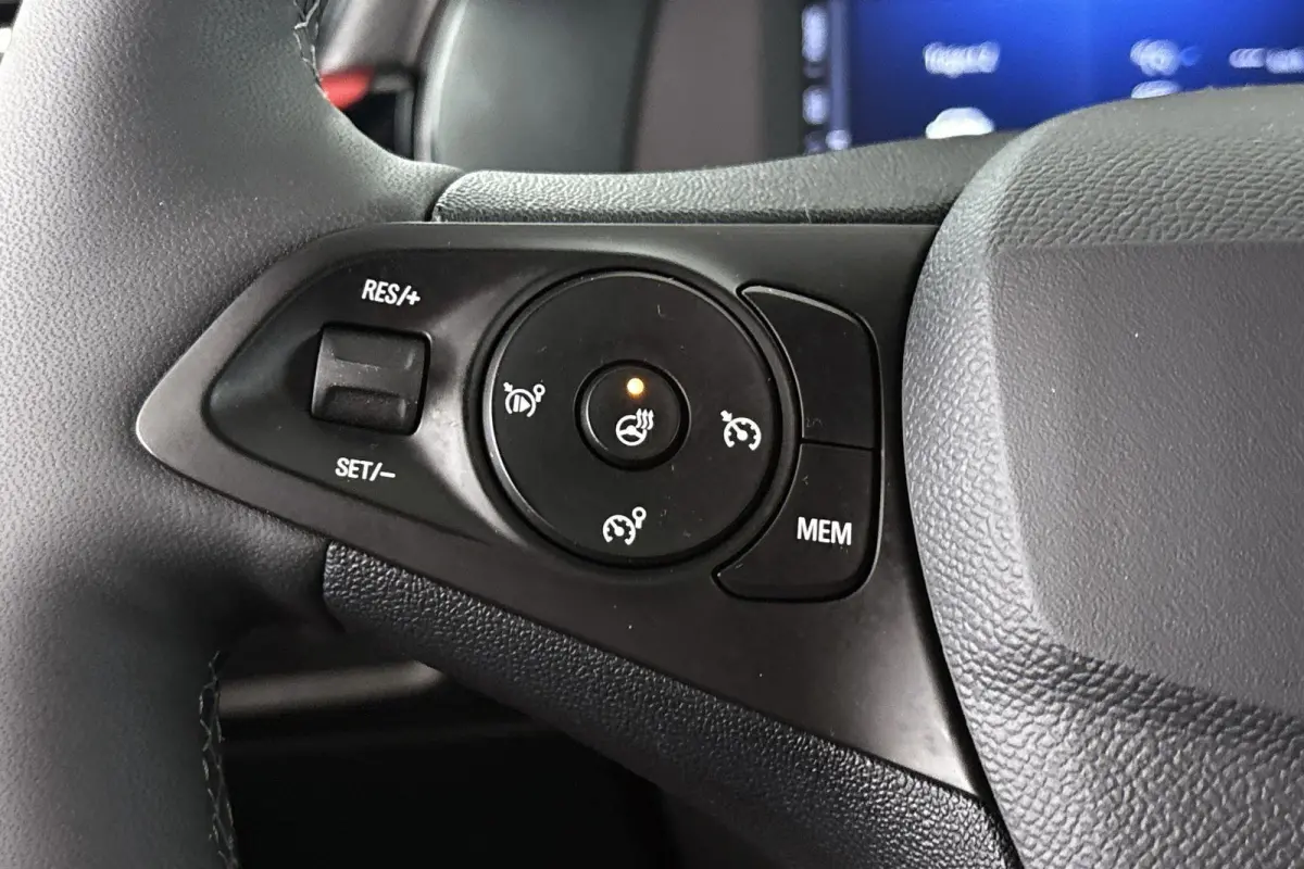 1.2 Turbo Hybrid Yes Automaat Stuur-Stoelverwarming Apple CarPlay LED Koplampen