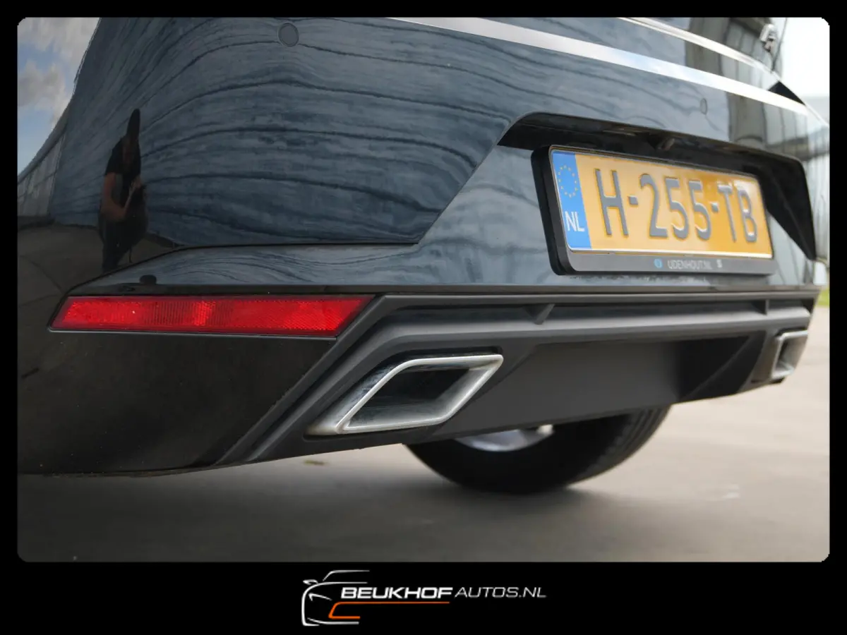 1.0 TSI FR Business Beats Camera Nav VirtualDash