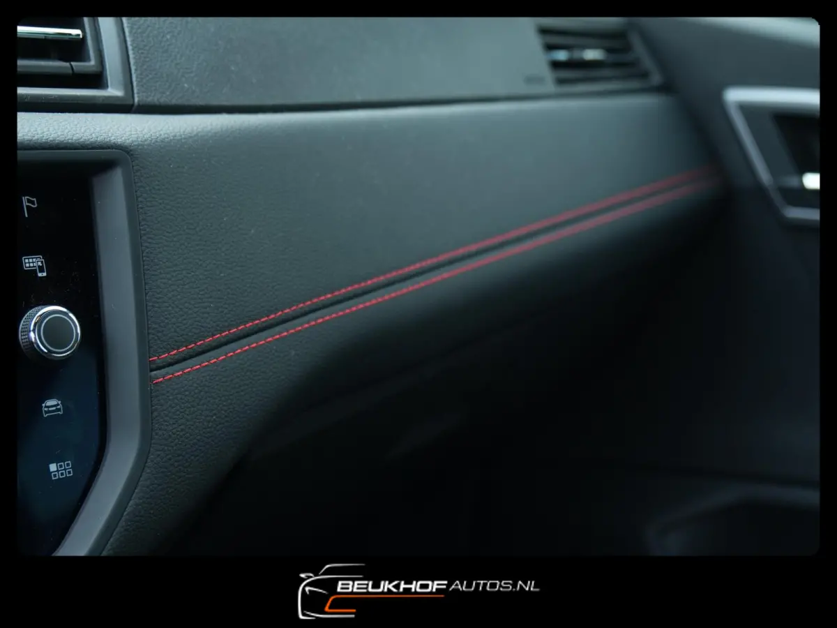 1.0 TSI FR Business Beats Camera Nav VirtualDash