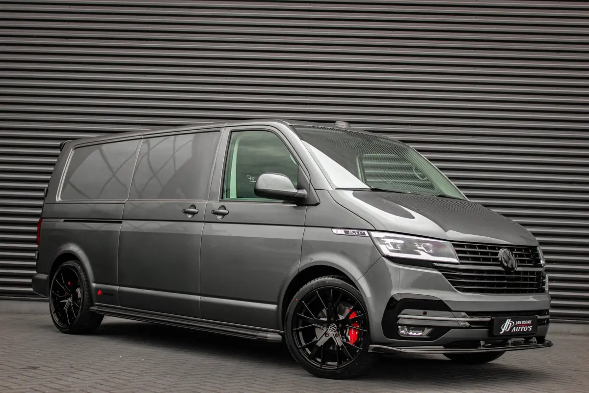 2.0 TDI L2H1 150PK JB- EDITION DSG / PDC / VERLAGINGSVEREN / LEDEREN BEKLEDING / FULL / APPLE CARPLAY /NAVI