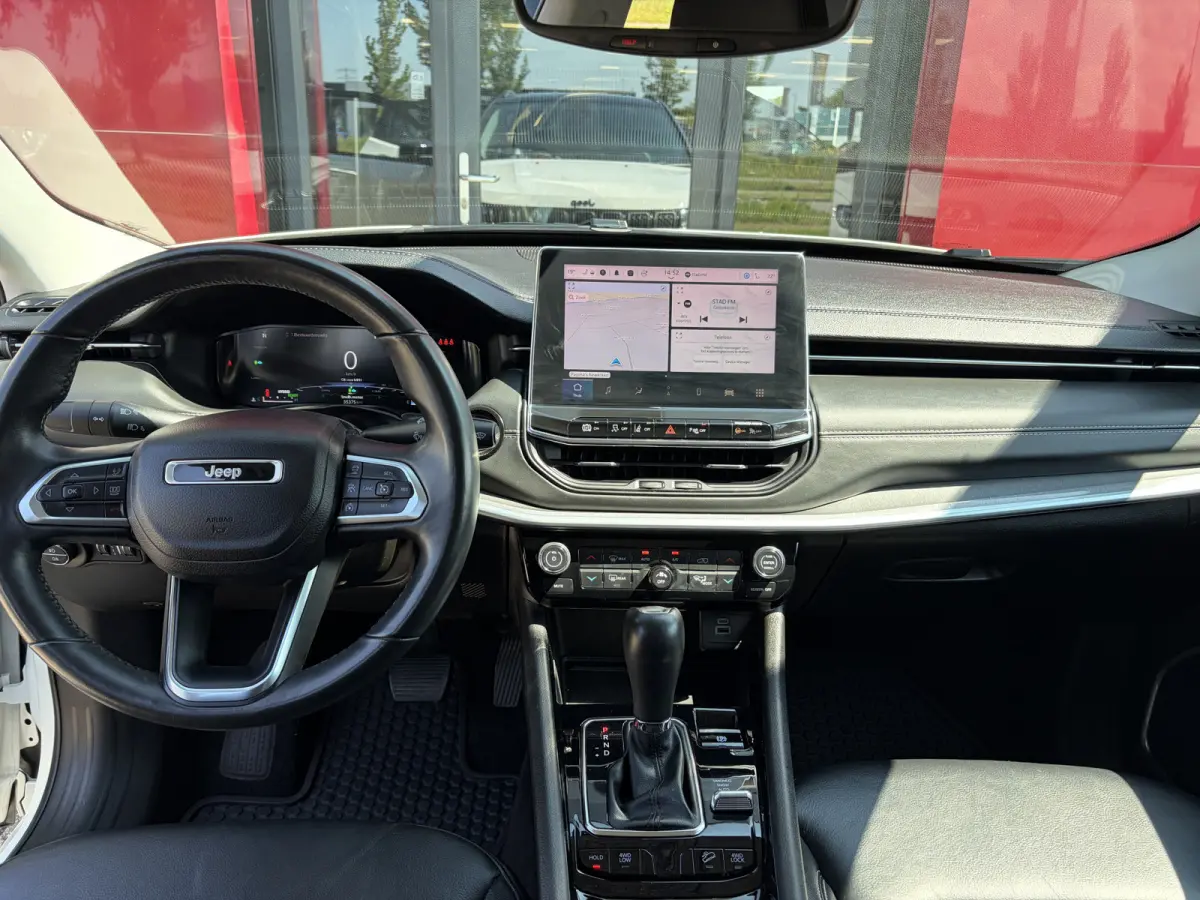 4xe 240 Plug-in Hybrid S | Camera | Winterpack | Parkeersensoren voor en achter