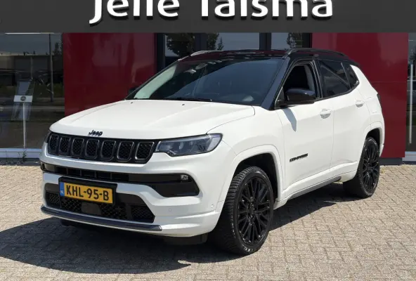 4xe 240 Plug-in Hybrid S | Camera | Winterpack | Parkeersensoren voor en achter