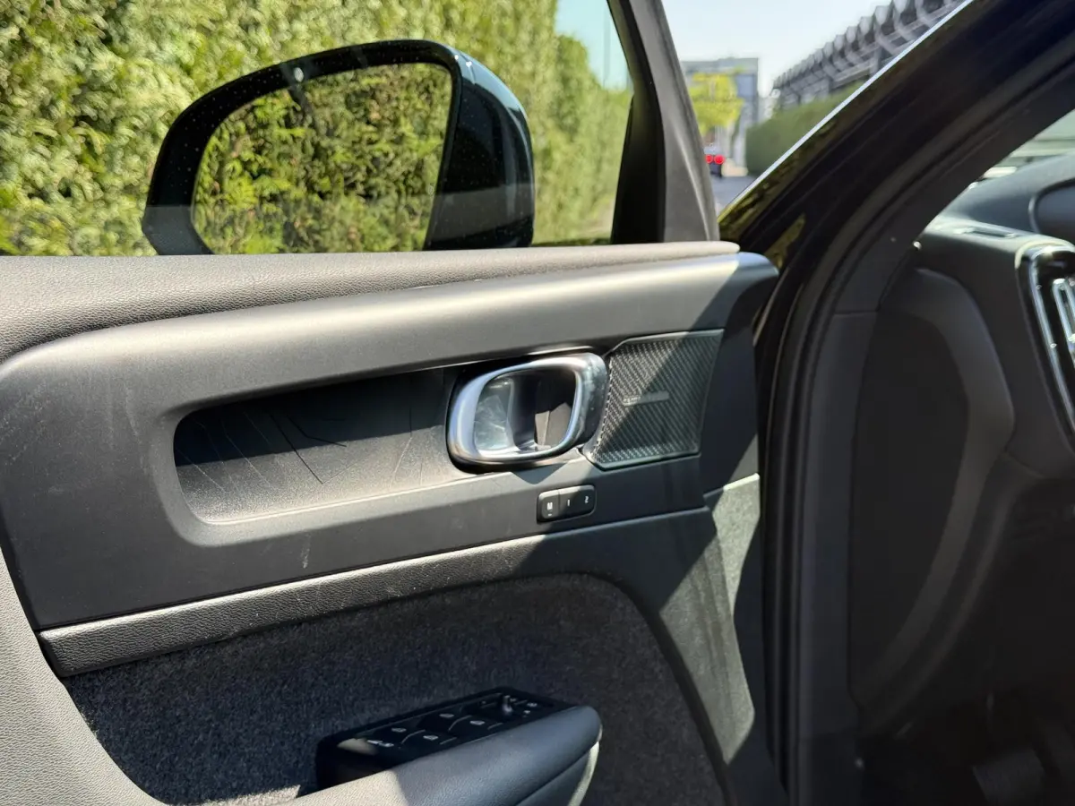 T4 Plug-in hybrid Plus Dark | Trekhaak | H&K Audio | BLIS |  Elektr. stoel