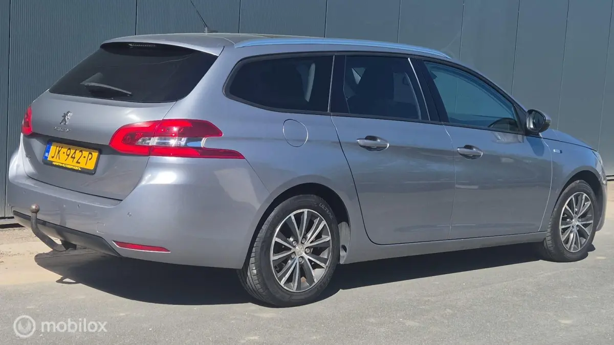 1.2 PureTech Style CLIMA PANODAK TREKHAAK