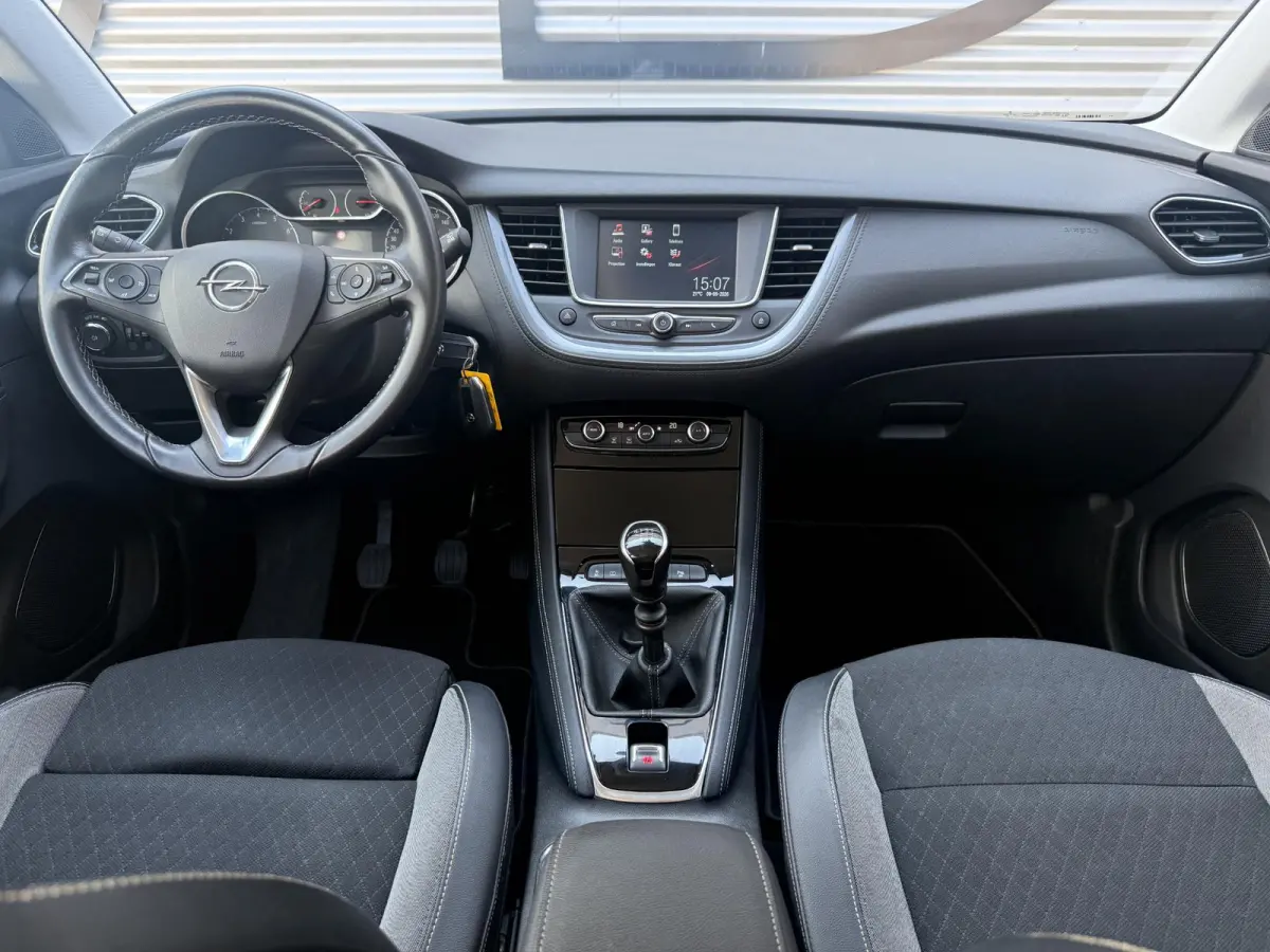 1.2 Turbo Innovation 2e Eigenaar|Clima|Cruise|Carplay|Trekhaak|PDC V+A|APK tot 03-2027